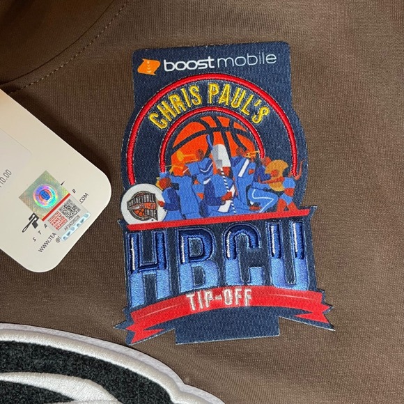 NWT PRO Standard Brown HBCU Basketball Hall of Fame Chris Paul Hoodie Mens LARGE - Picture 8 of 12